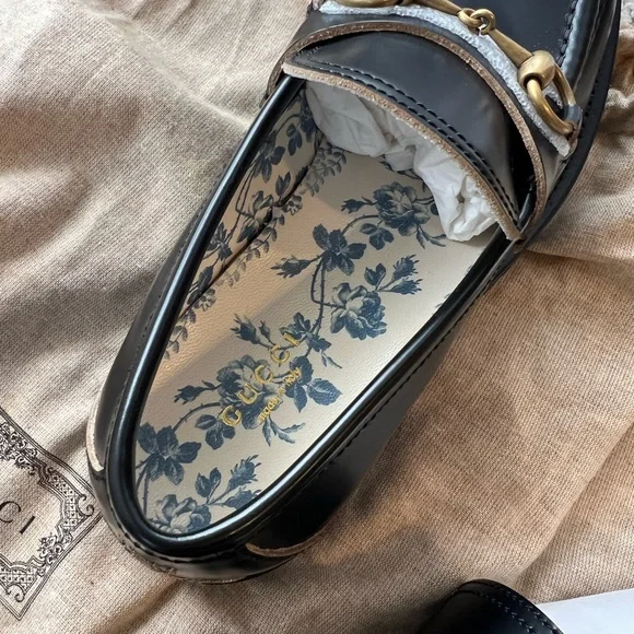 WOMEN'S LEATHER LUG SOLE LOAFER - BLACK - Picture 3 of 5